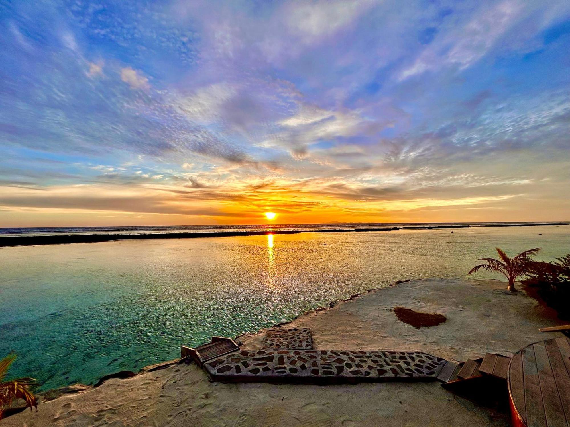 Eden Private Island Tahaa Hotel Patio  Bagian luar foto