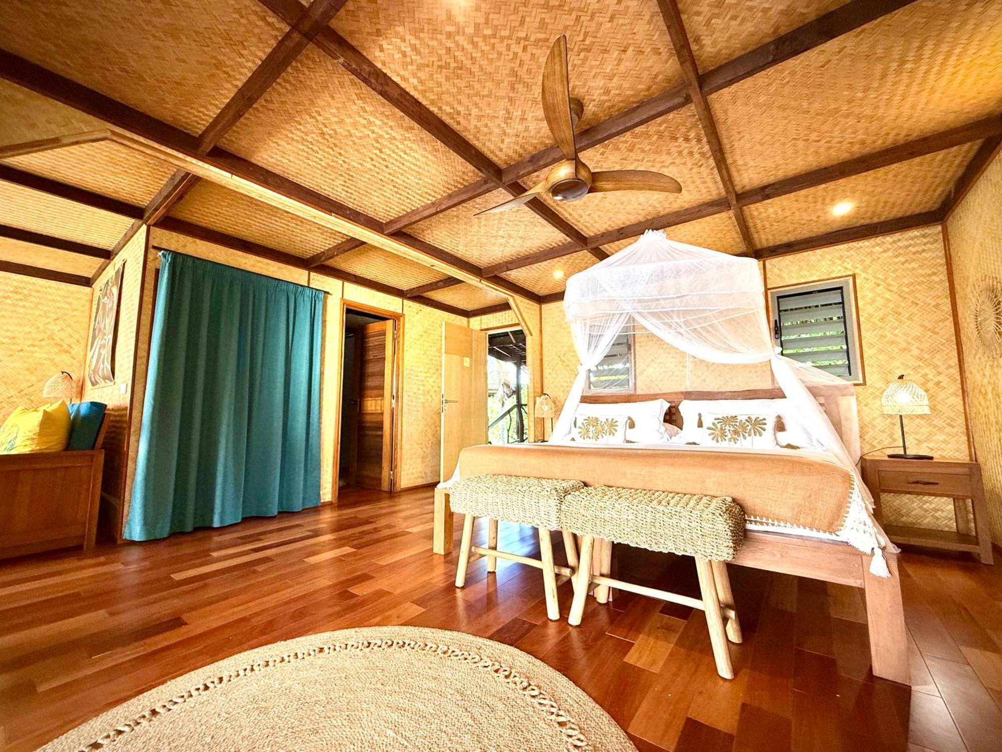 Eden Private Island Tahaa Hotel Patio  Bagian luar foto